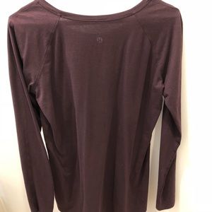 Lululemon flowy long sleeve burgundy
